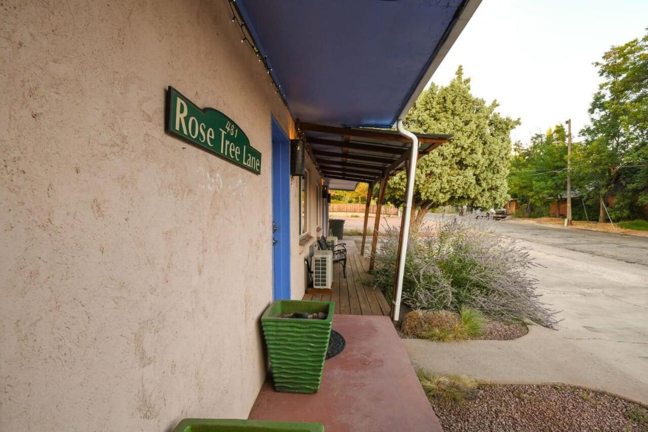 Cozy Adventure Pad Near Downtown - Rose Tree 2 Villa Moab Eksteriør bilde